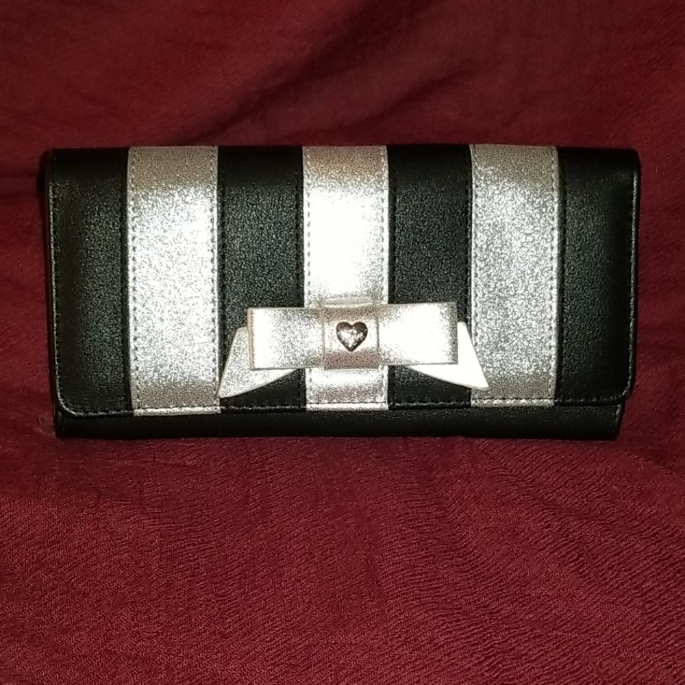 Betsy Johnson wallet